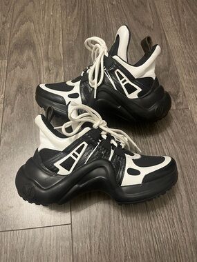 Louis Vuitton women’s Sneakers
